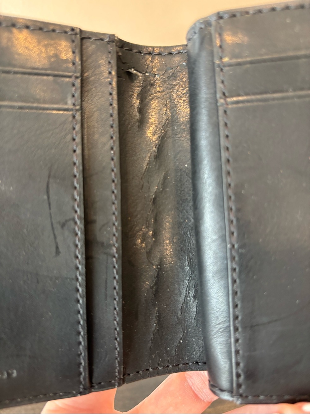 MARC JACOBS Peanuts Leather Wallet - Picture 9 of 9
